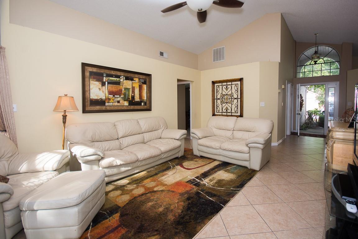 Image 3 of 25 For 445 Mainsail Court