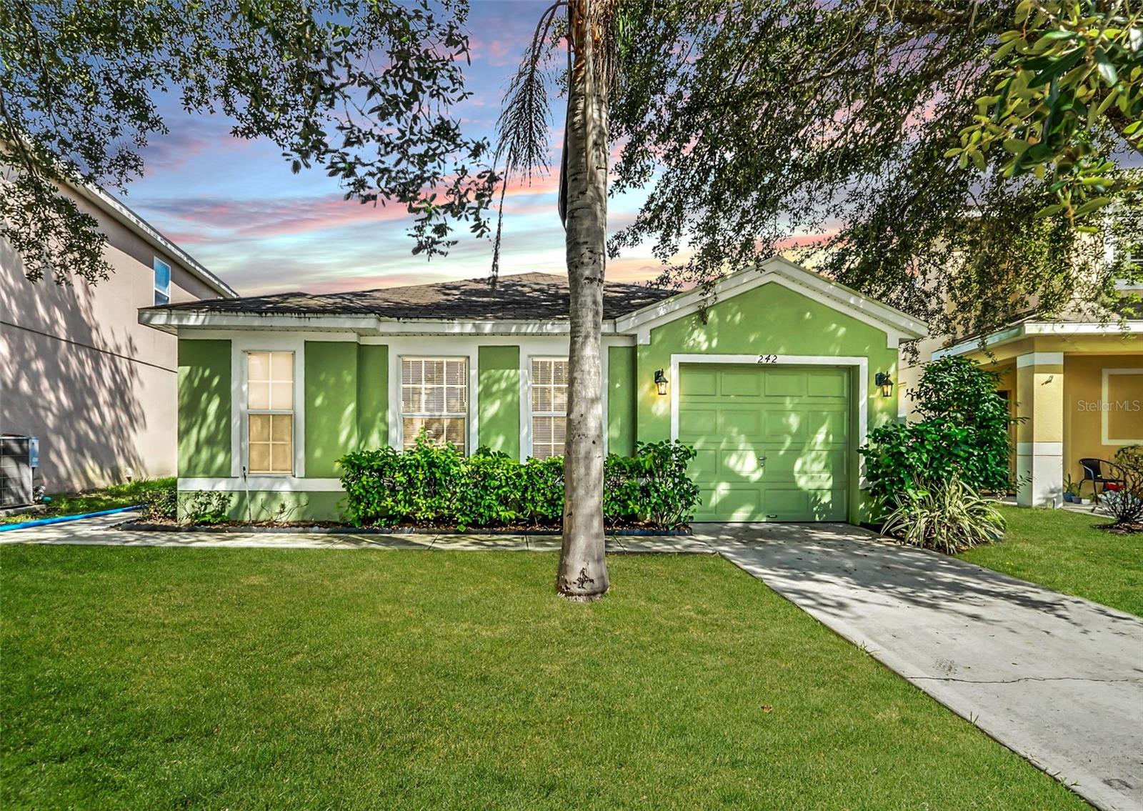 Details for 242 Blue Jay Way, DAVENPORT, FL 33896