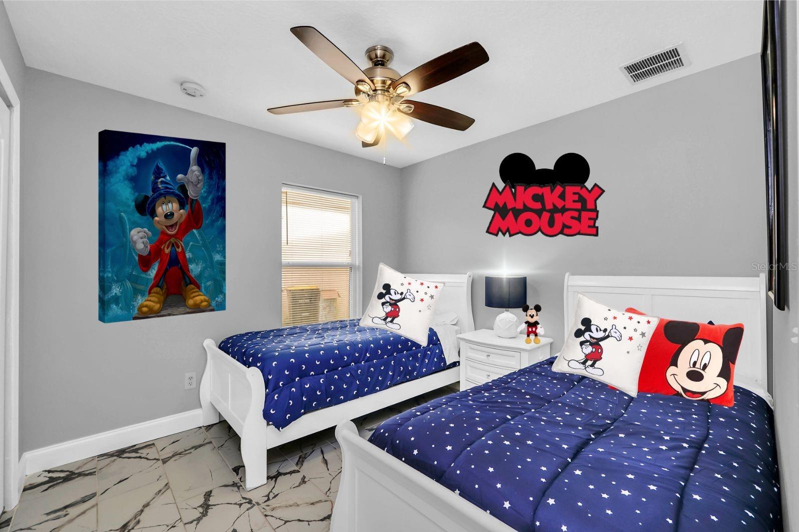 Image 3 of 36 For 242 Blue Jay Way
