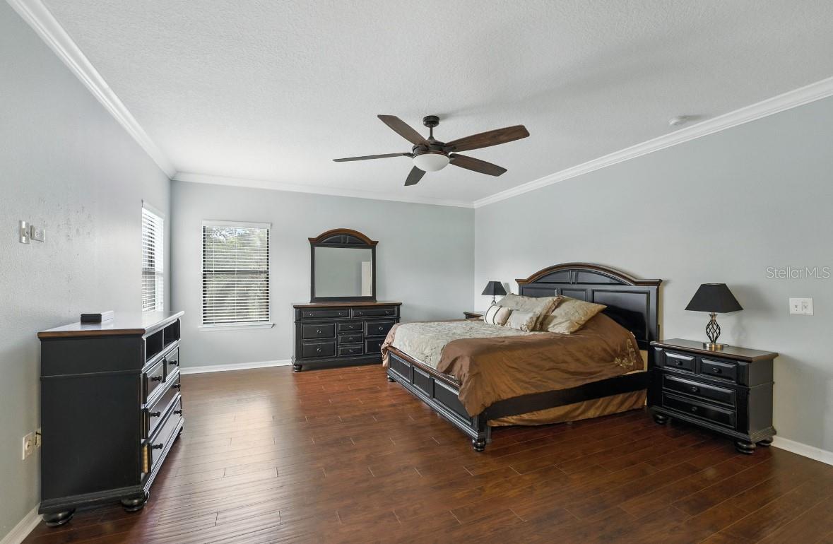 Image 15 of 25 For 2807 Falconhill Drive