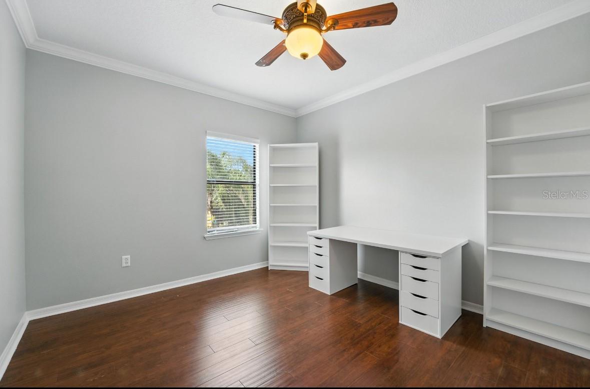 Image 19 of 25 For 2807 Falconhill Drive