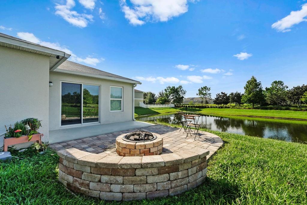 Image 3 of 9 For 2887 Mosshire Circle