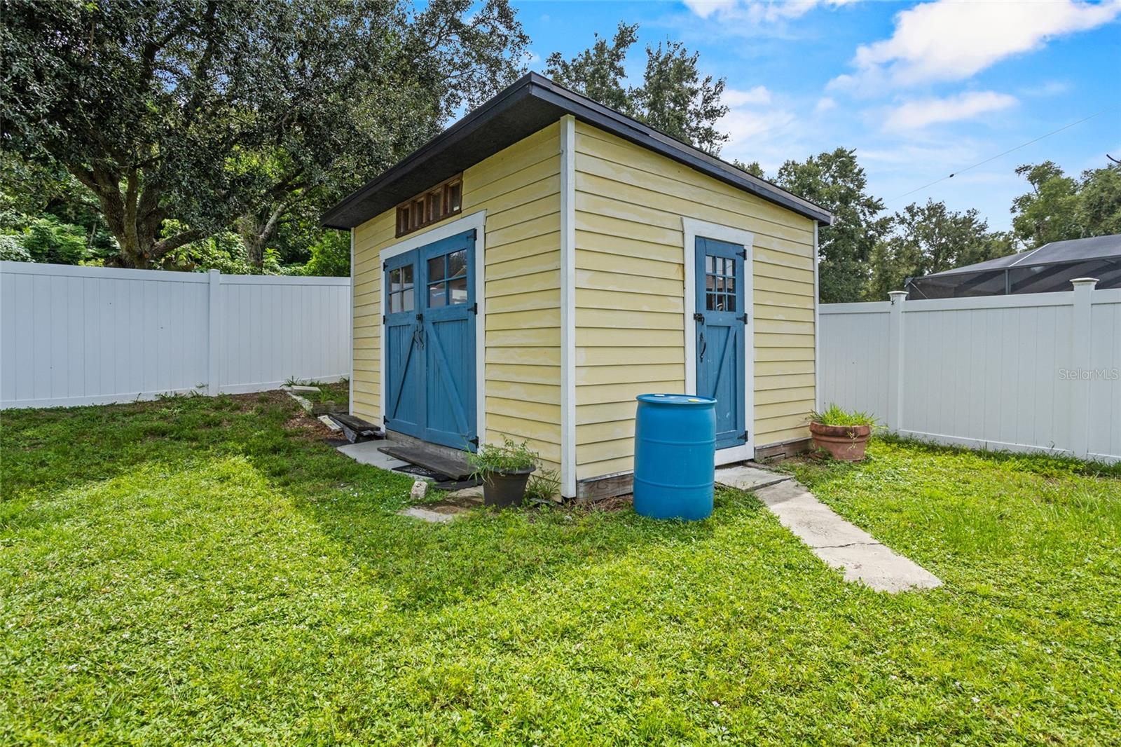 Image 32 of 46 For 112 Lake Butler Avenue