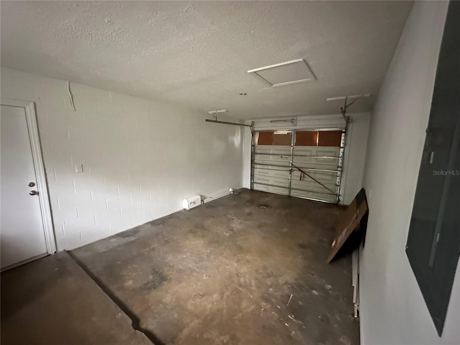 Image 16 of 19 For 7126 Leighton Way