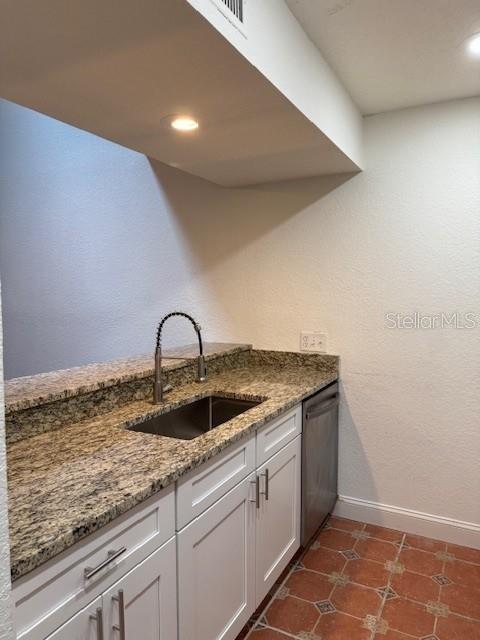Image 9 of 29 For 238 Riverbend Drive 103