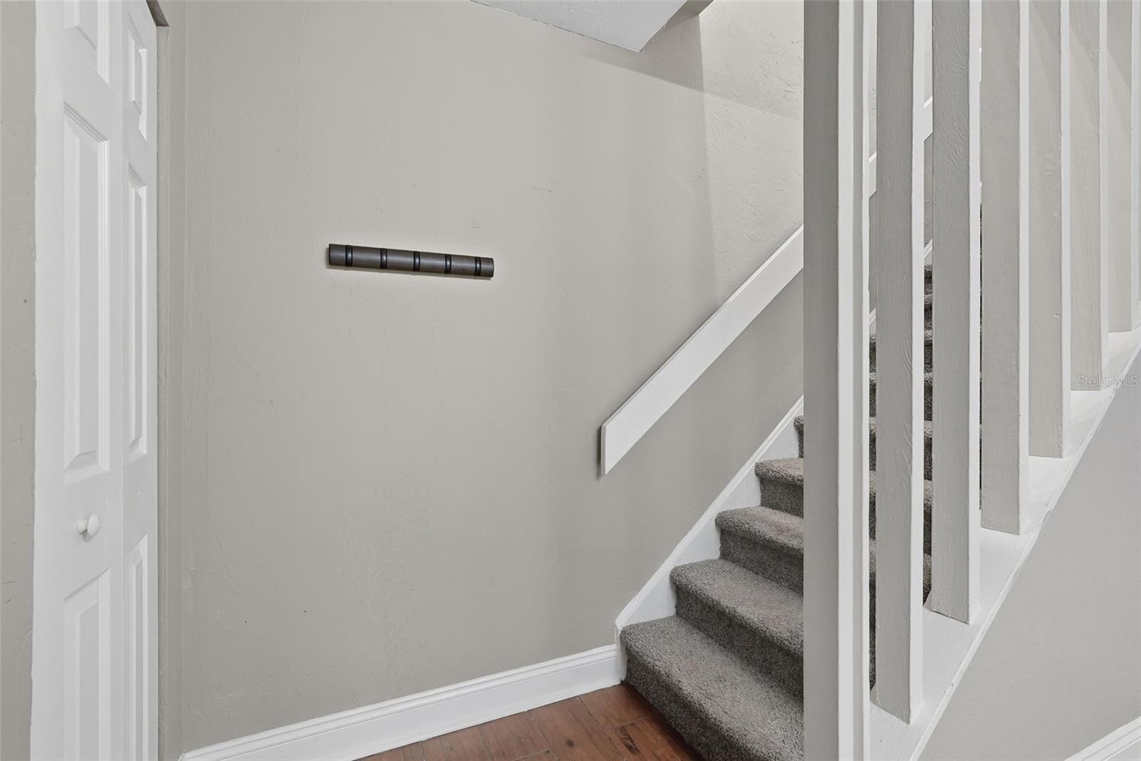 Image 18 of 31 For 1836 Crystal Lake Drive 44