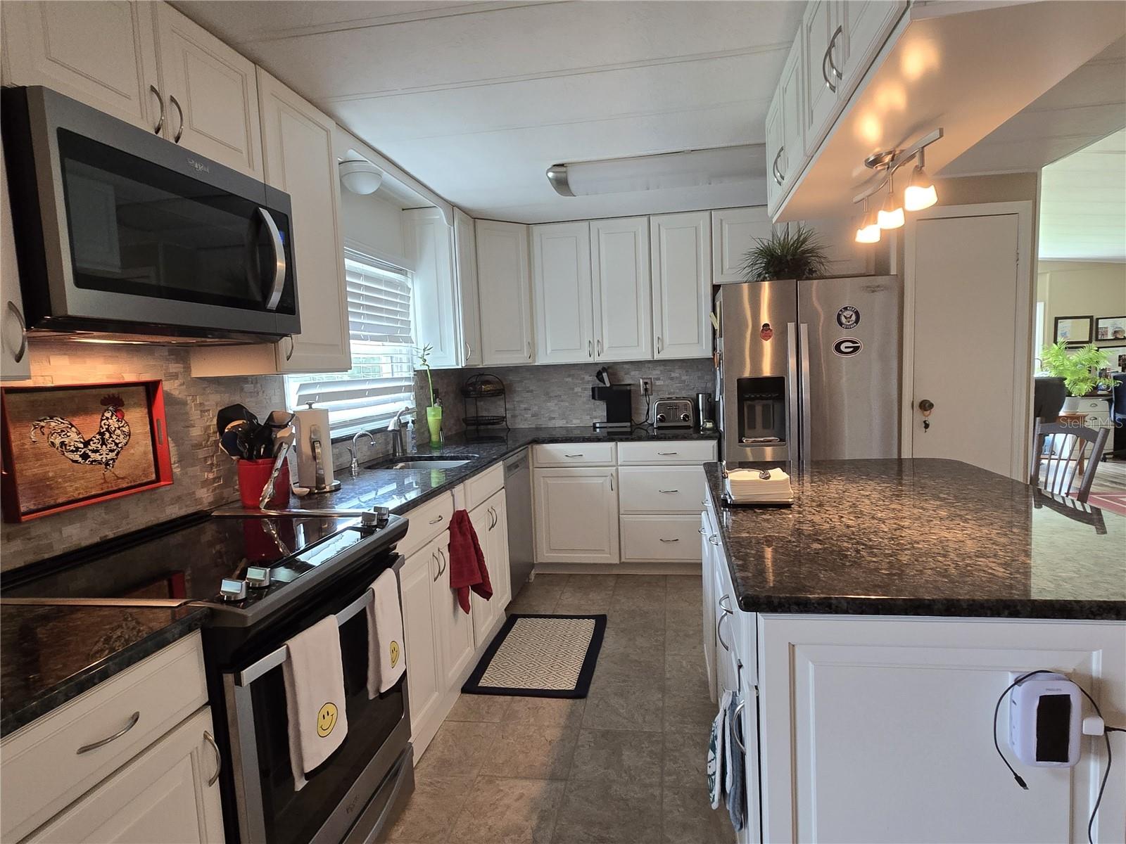 Image 11 of 33 For 3461 Greenbluff Road 1594