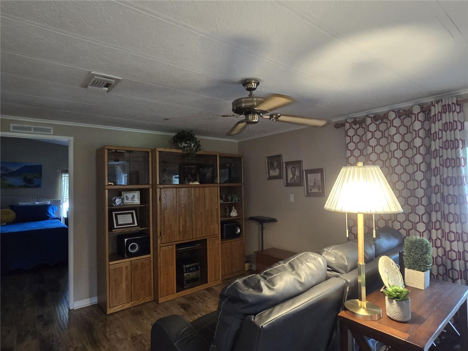 Image 18 of 33 For 3461 Greenbluff Road 1594