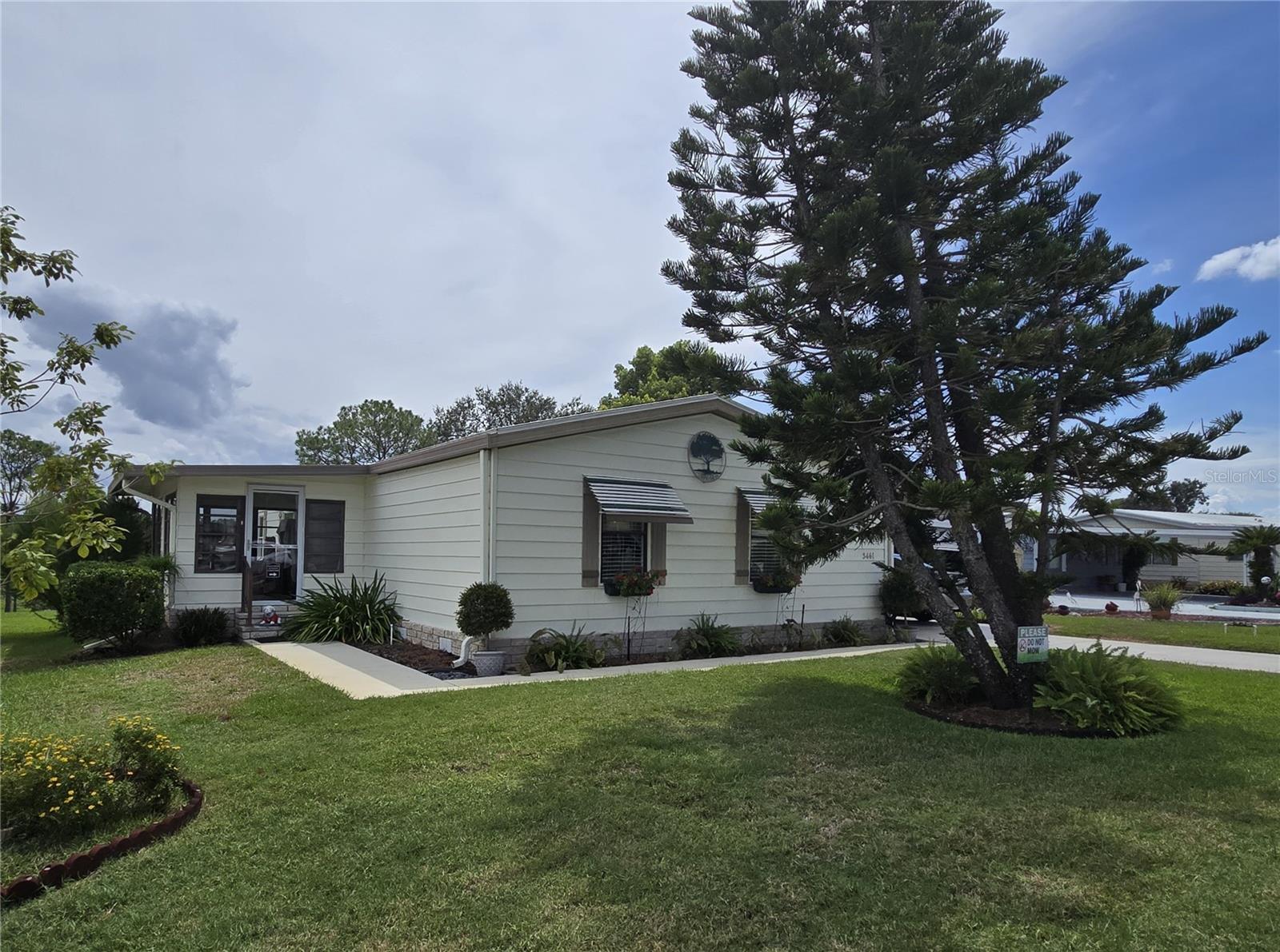Image 2 of 33 For 3461 Greenbluff Road 1594