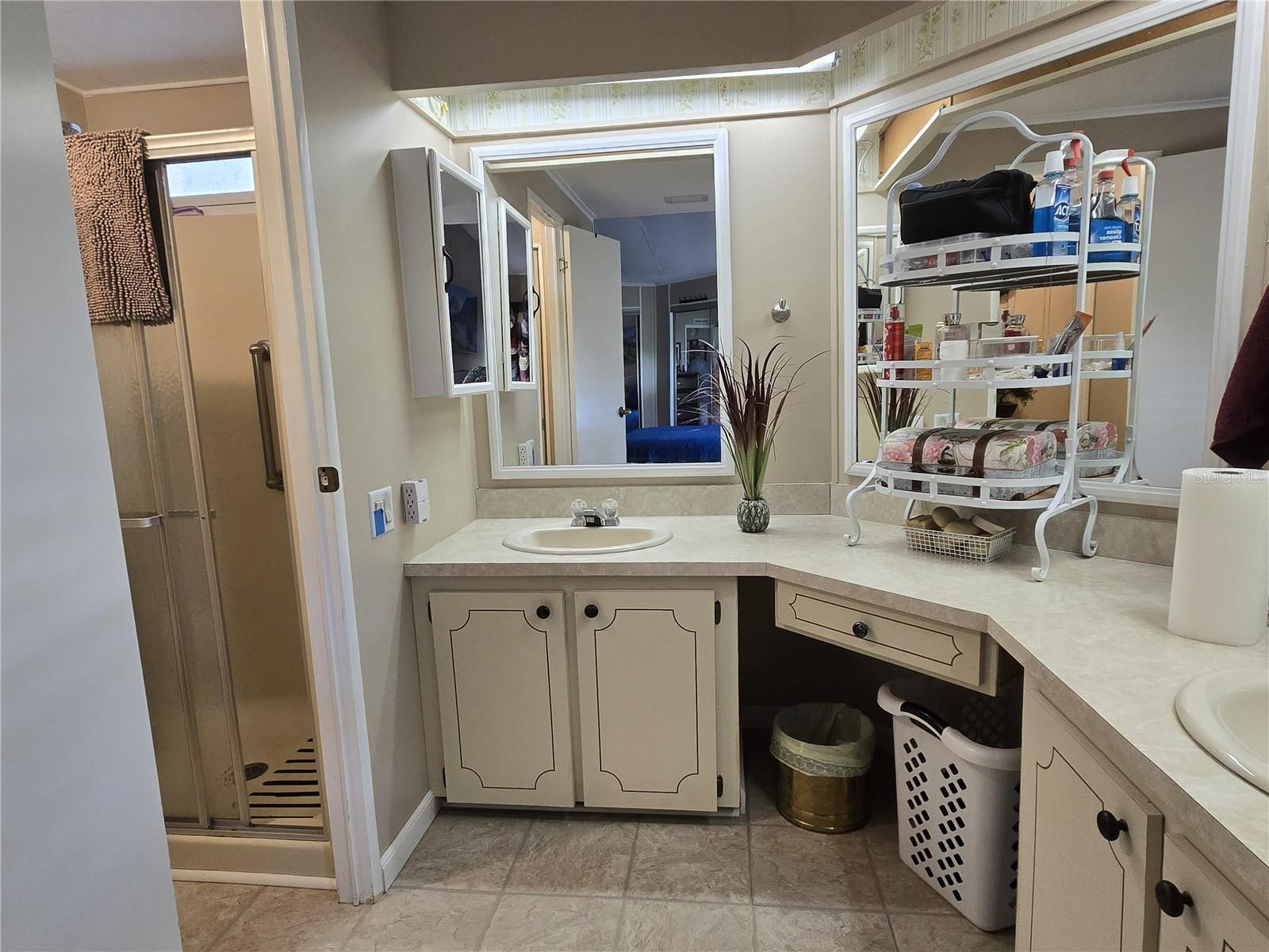 Image 24 of 33 For 3461 Greenbluff Road 1594