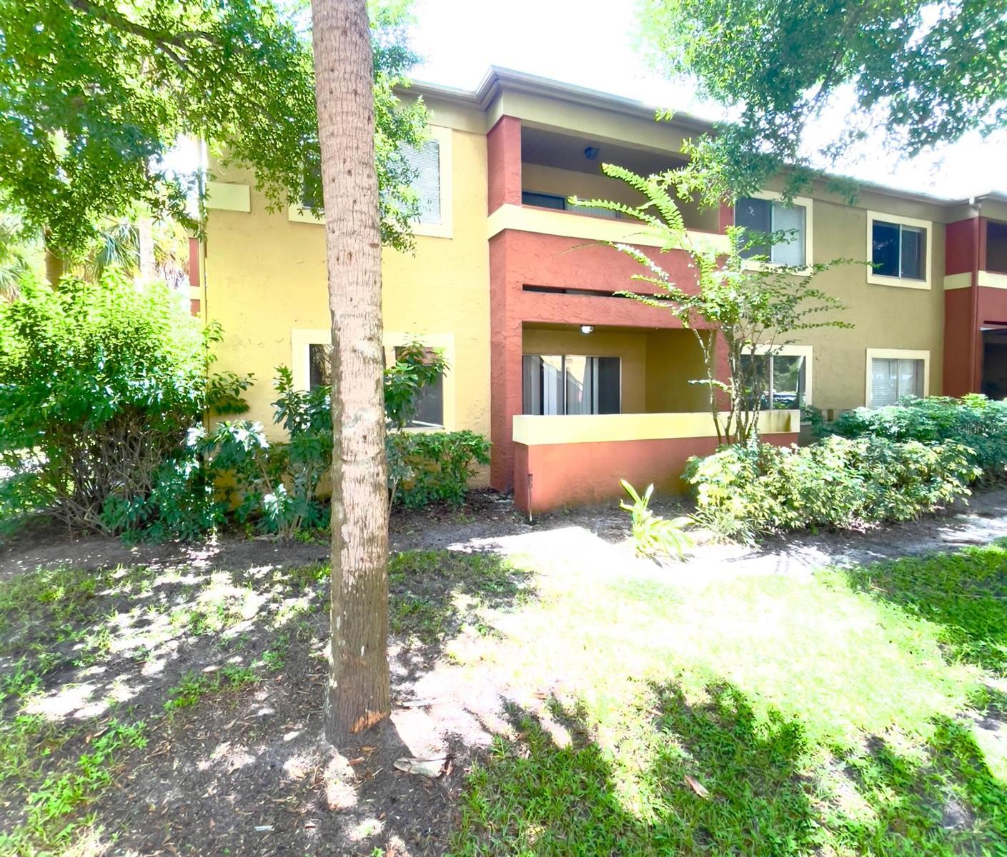Image 2 of 18 For 604 Kenwick Circle 105