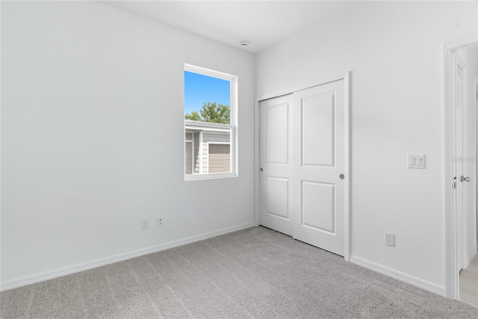 Image 13 of 28 For 817 Locust Avenue