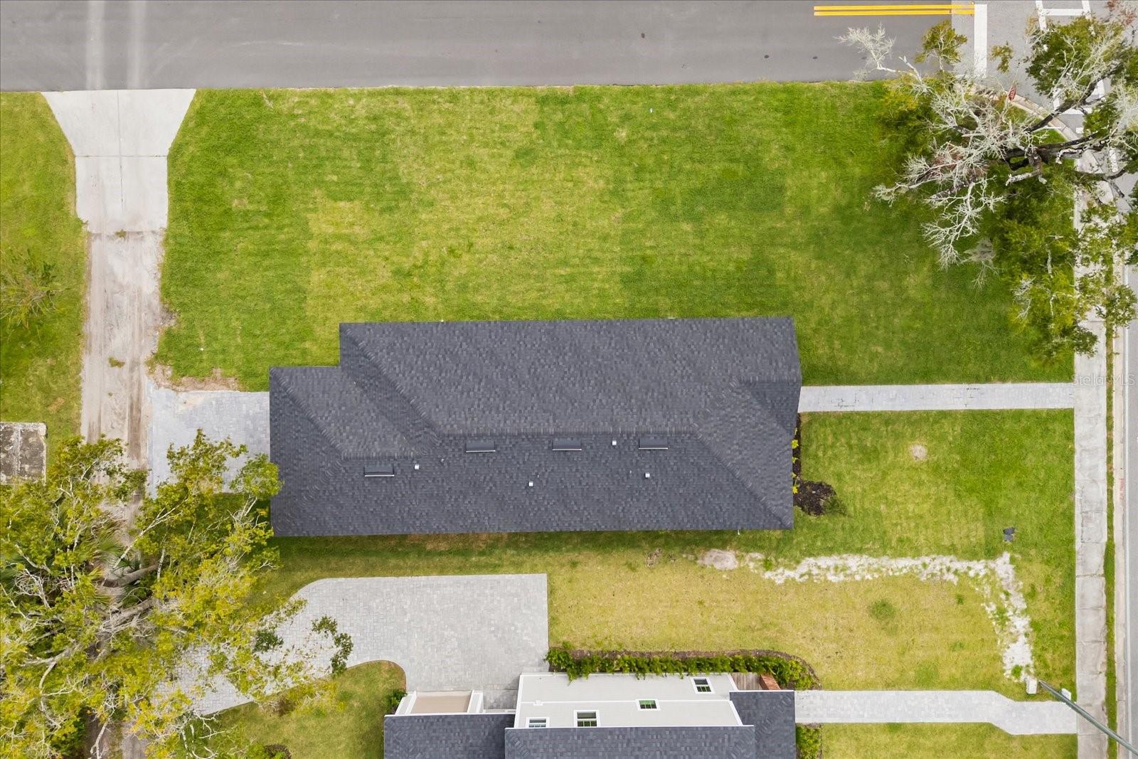 Image 25 of 28 For 817 Locust Avenue