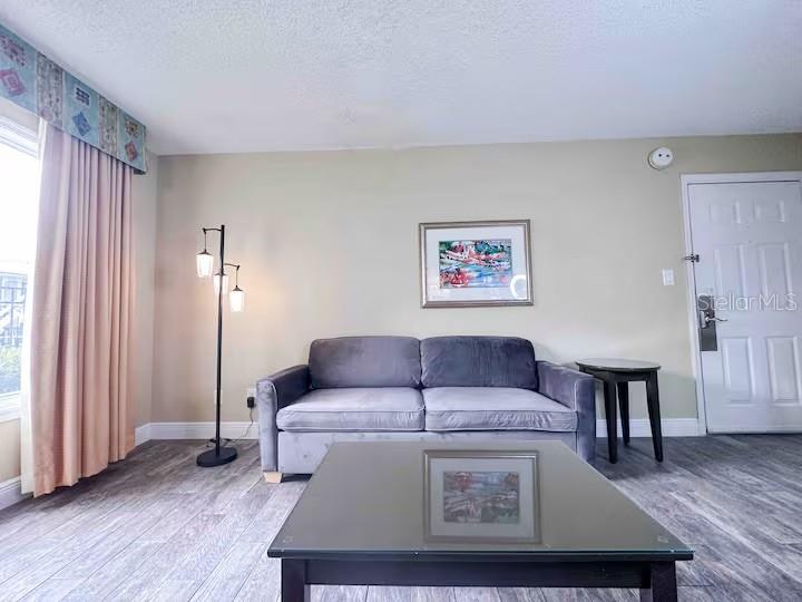 Image 5 of 9 For 3100 Parkway Boulevard 110