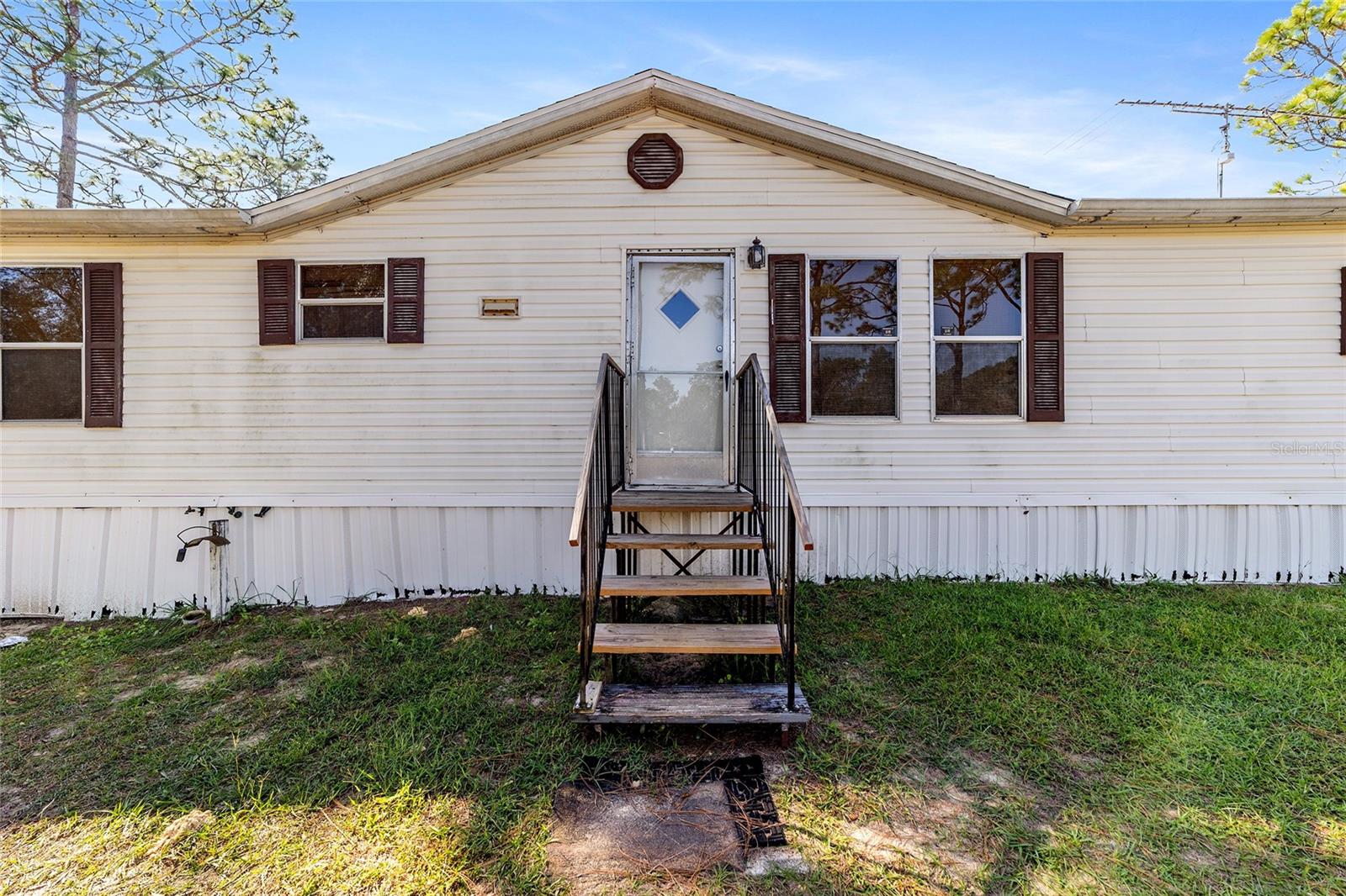 Image 17 of 45 For 4720 160th Court