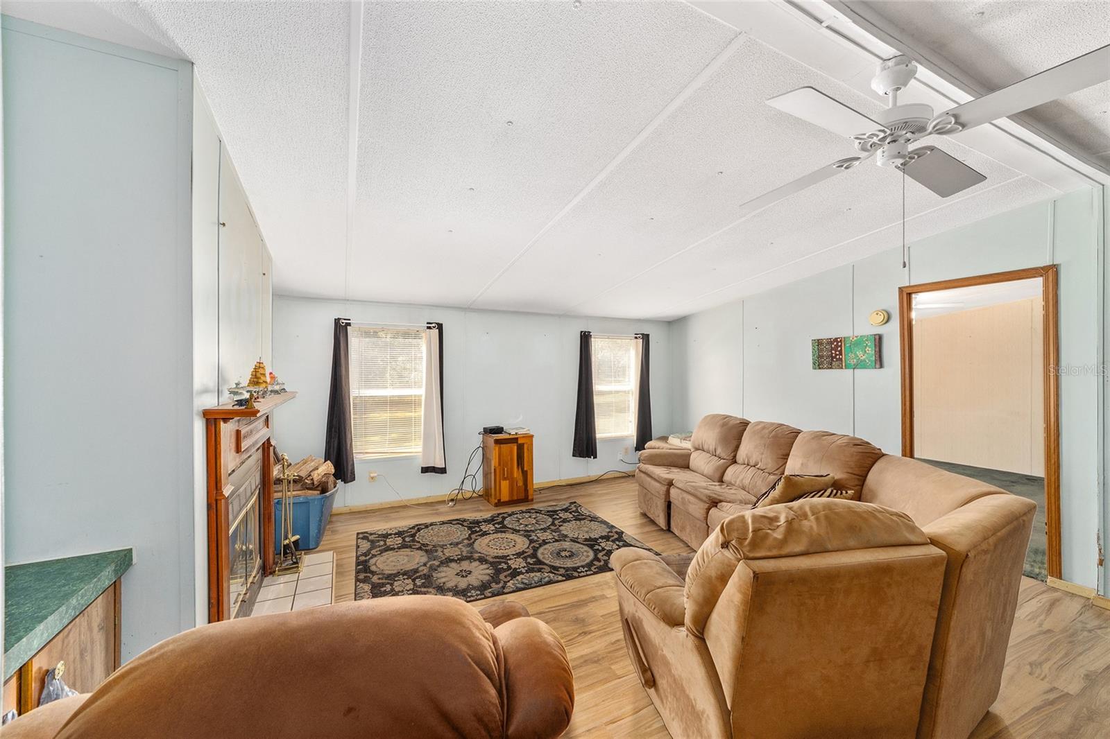 Image 19 of 45 For 4720 160th Court