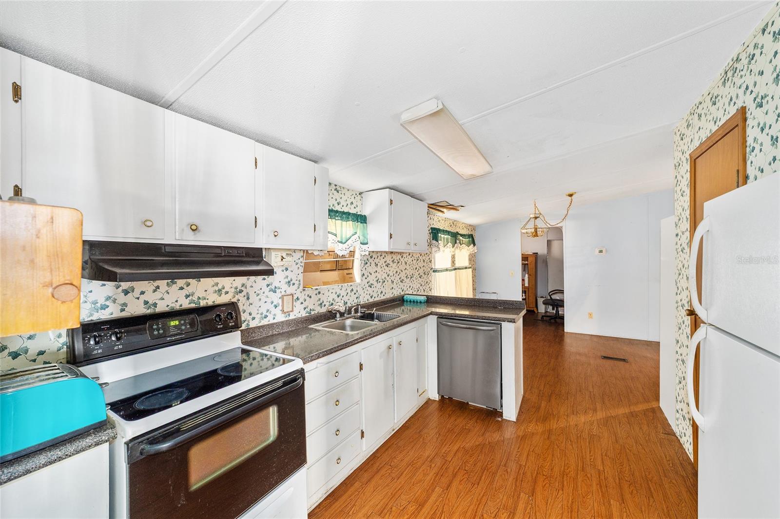 Image 25 of 45 For 4720 160th Court