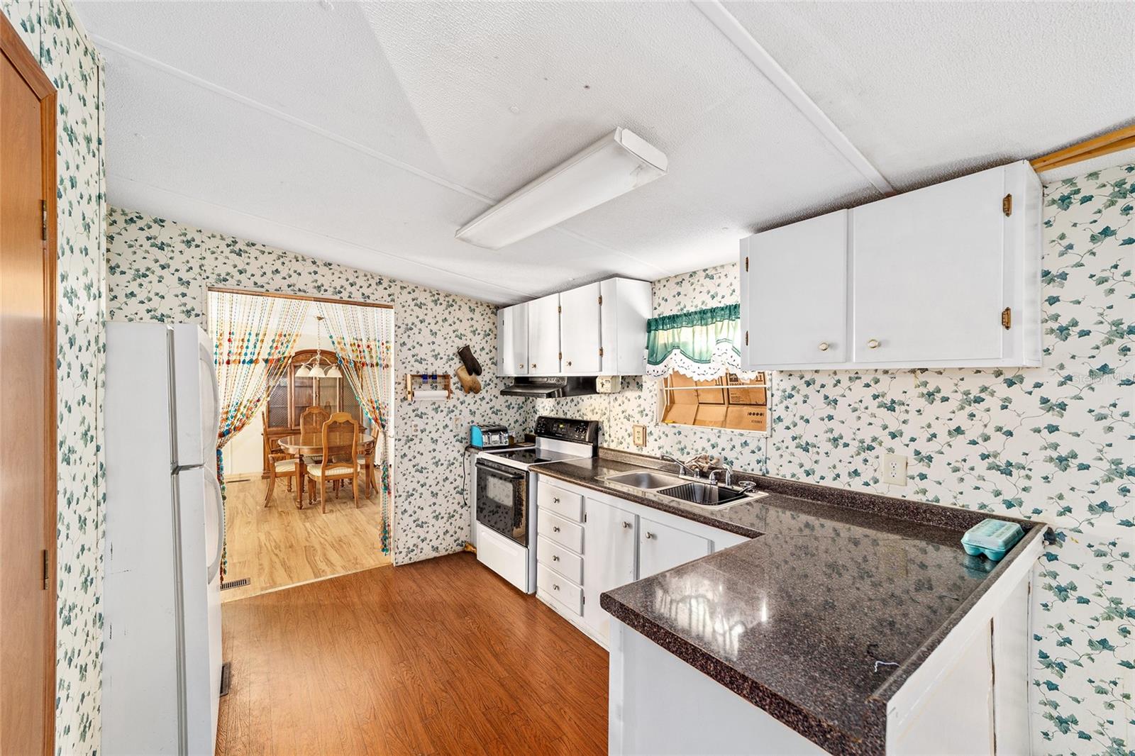 Image 27 of 45 For 4720 160th Court