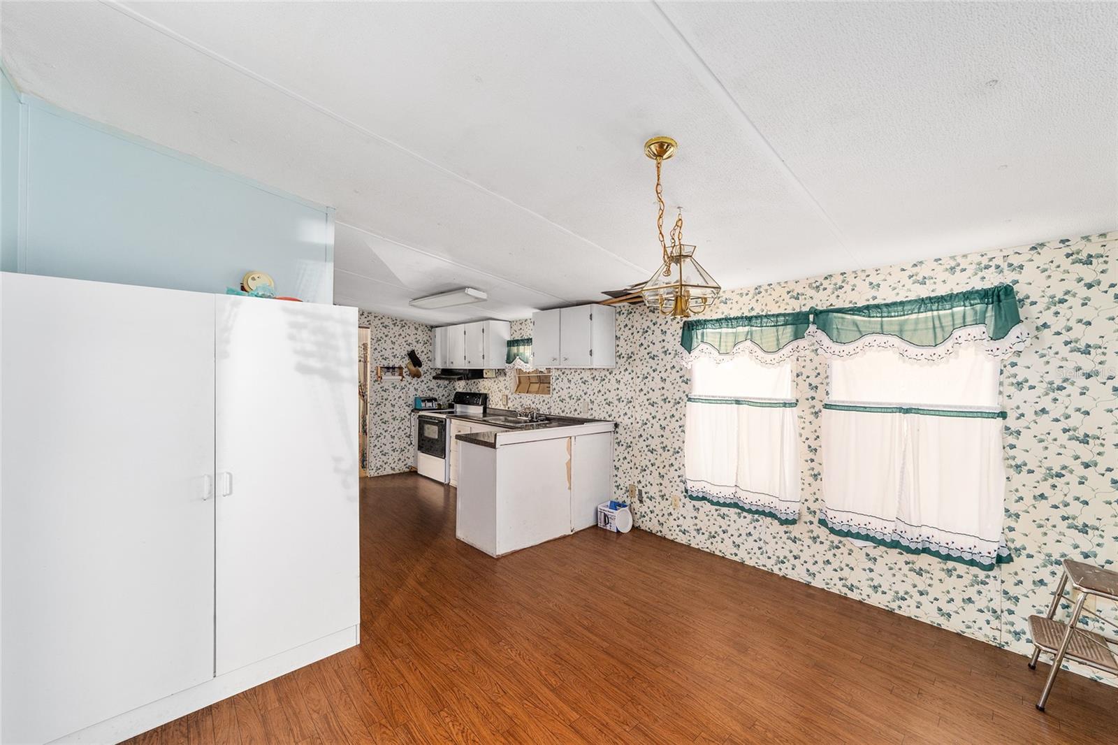 Image 29 of 45 For 4720 160th Court