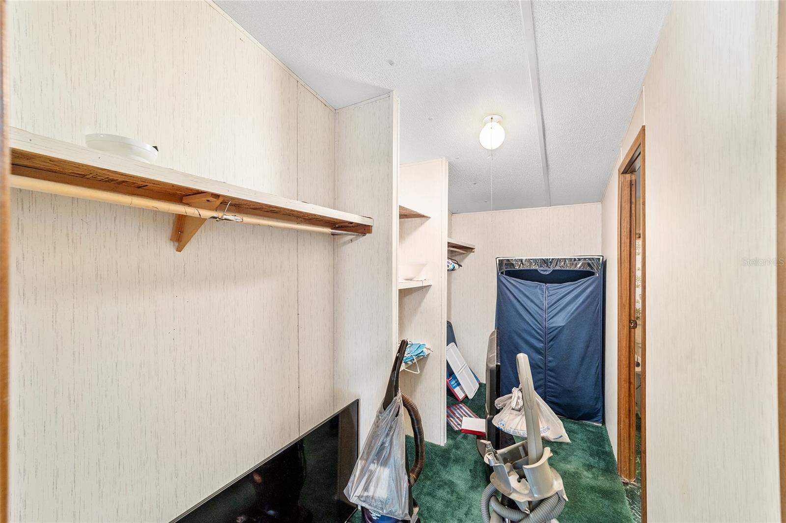 Image 33 of 45 For 4720 160th Court