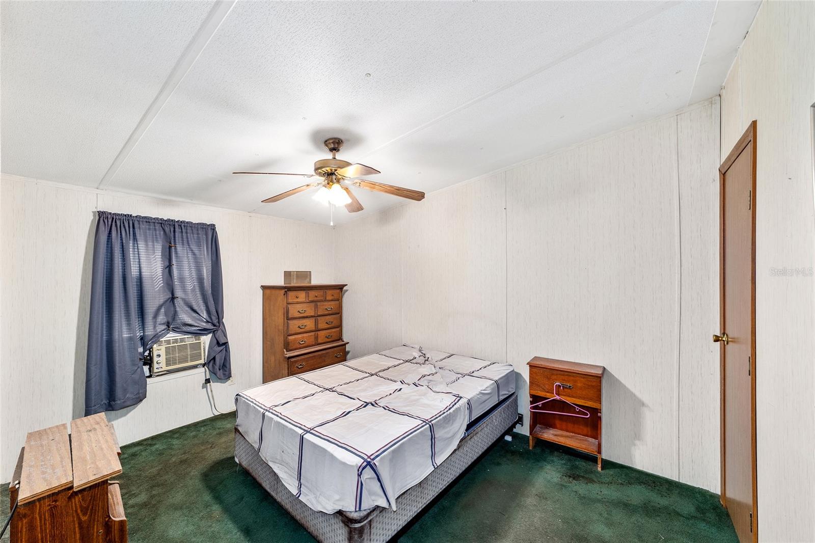 Image 37 of 45 For 4720 160th Court