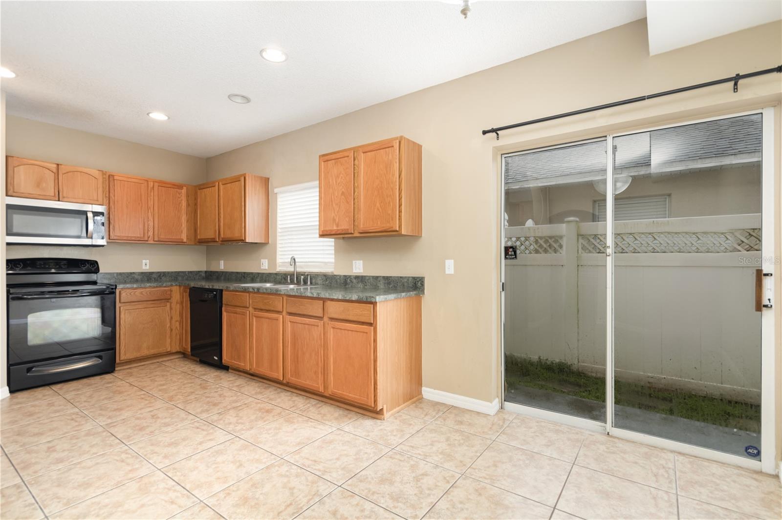 Image 7 of 15 For 230 Southbridge Circle