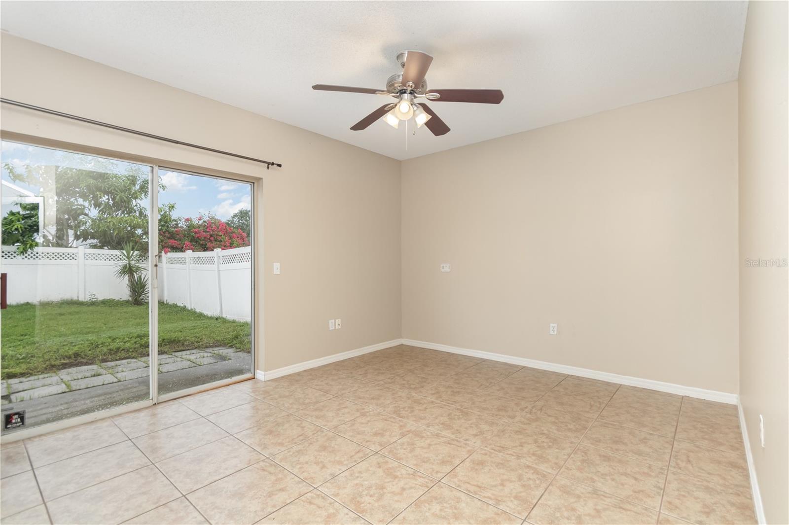 Image 9 of 15 For 230 Southbridge Circle