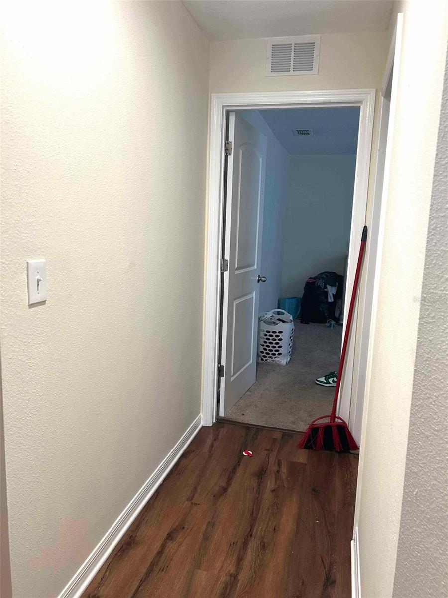 Image 12 of 34 For 519 Delta Avenue
