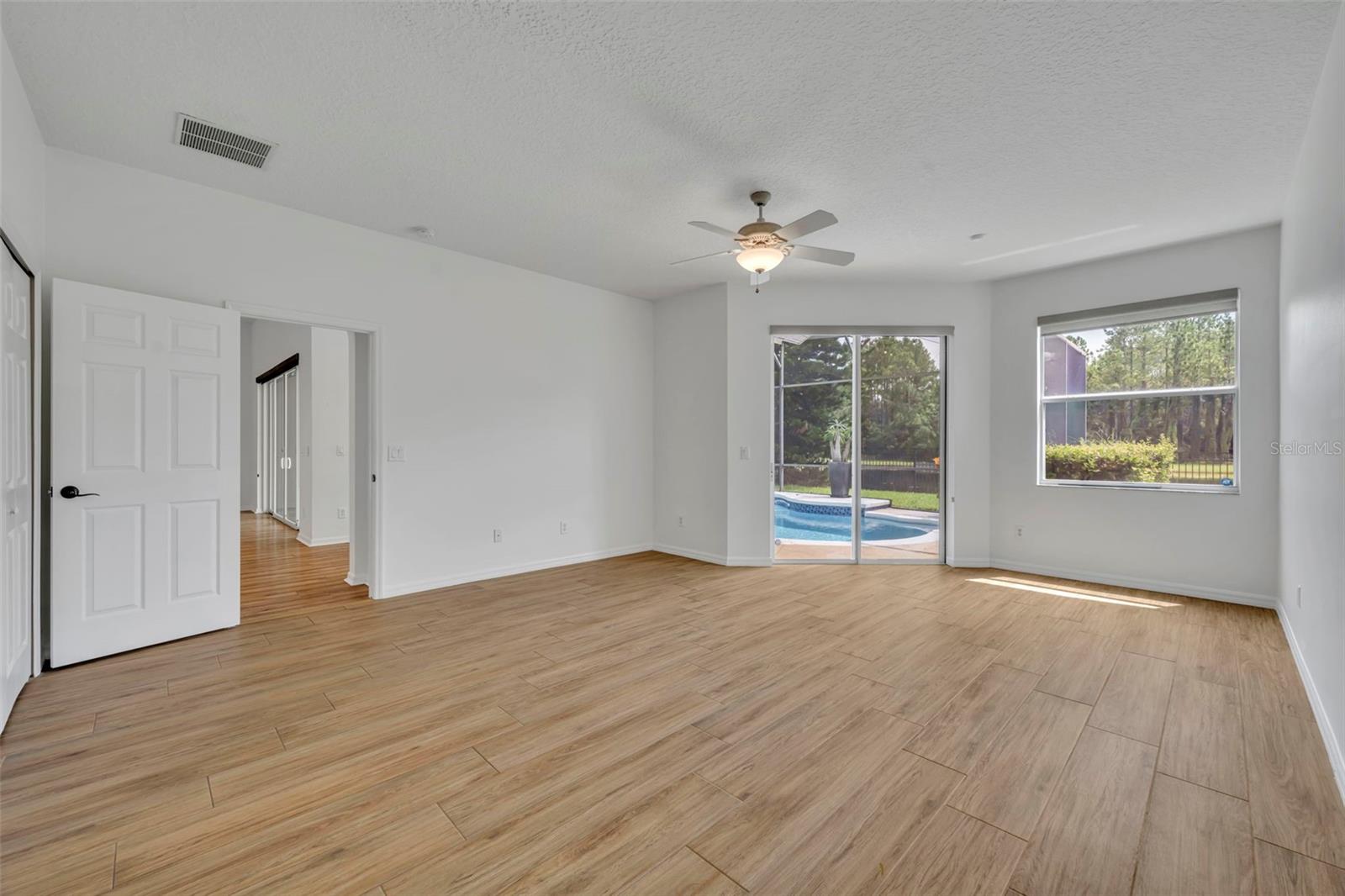 Image 13 of 43 For 1919 Winding Oaks Drive