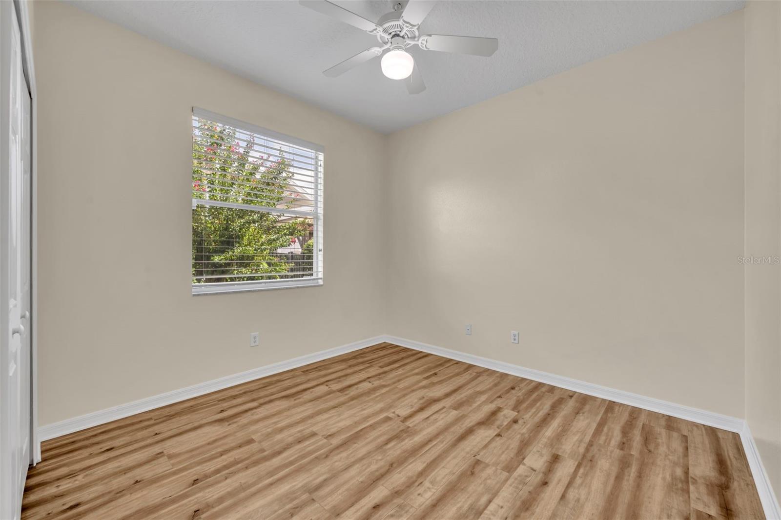 Image 18 of 43 For 1919 Winding Oaks Drive