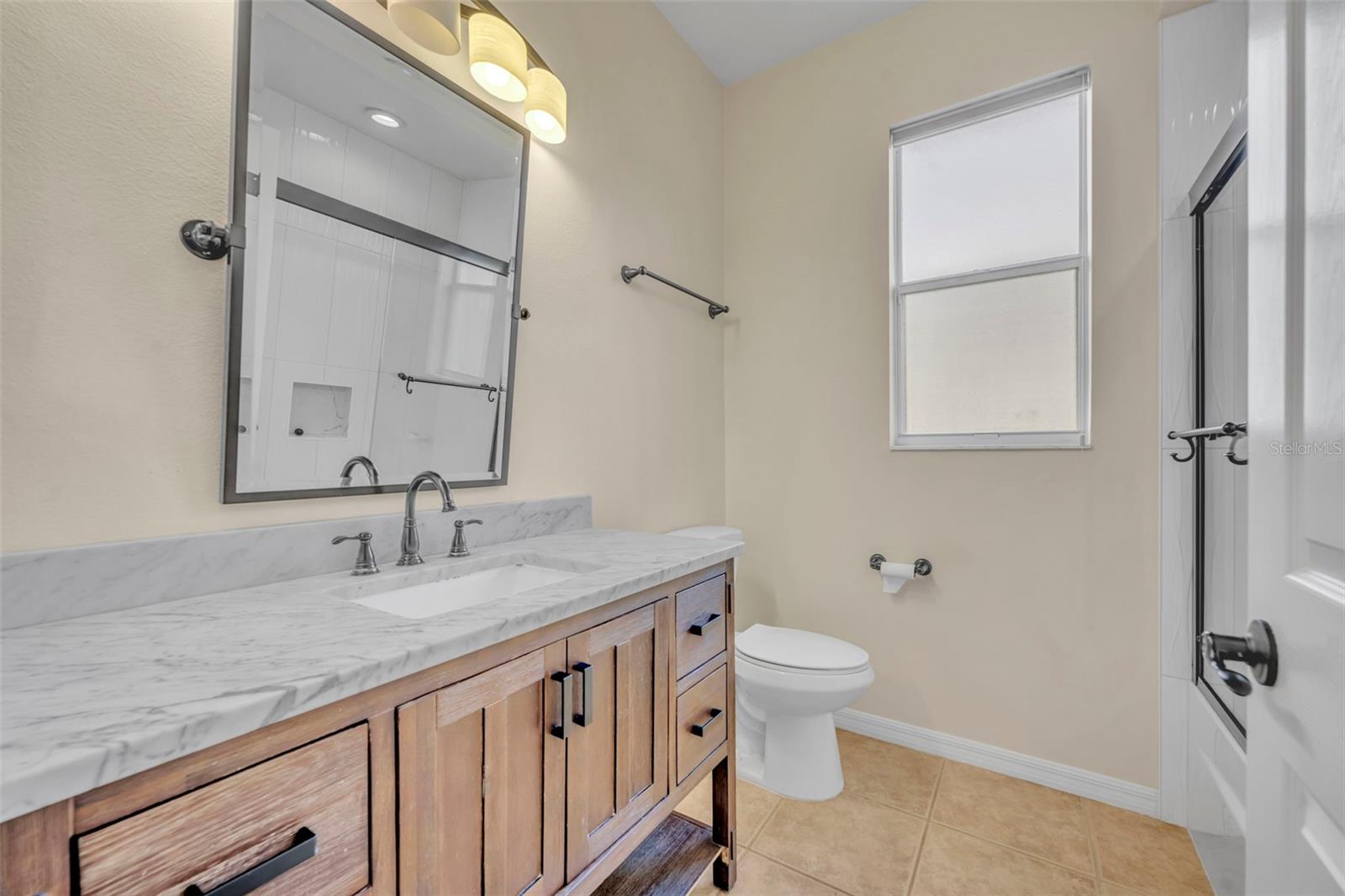 Image 20 of 43 For 1919 Winding Oaks Drive