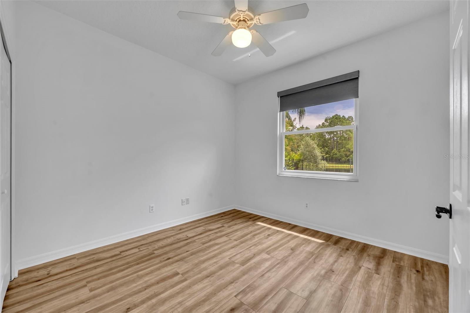 Image 24 of 43 For 1919 Winding Oaks Drive