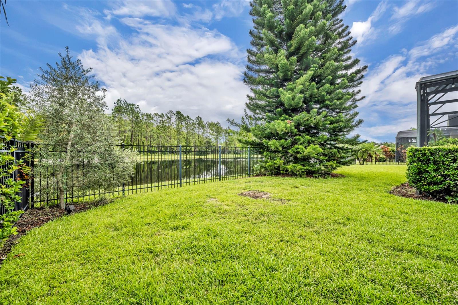 Image 31 of 43 For 1919 Winding Oaks Drive
