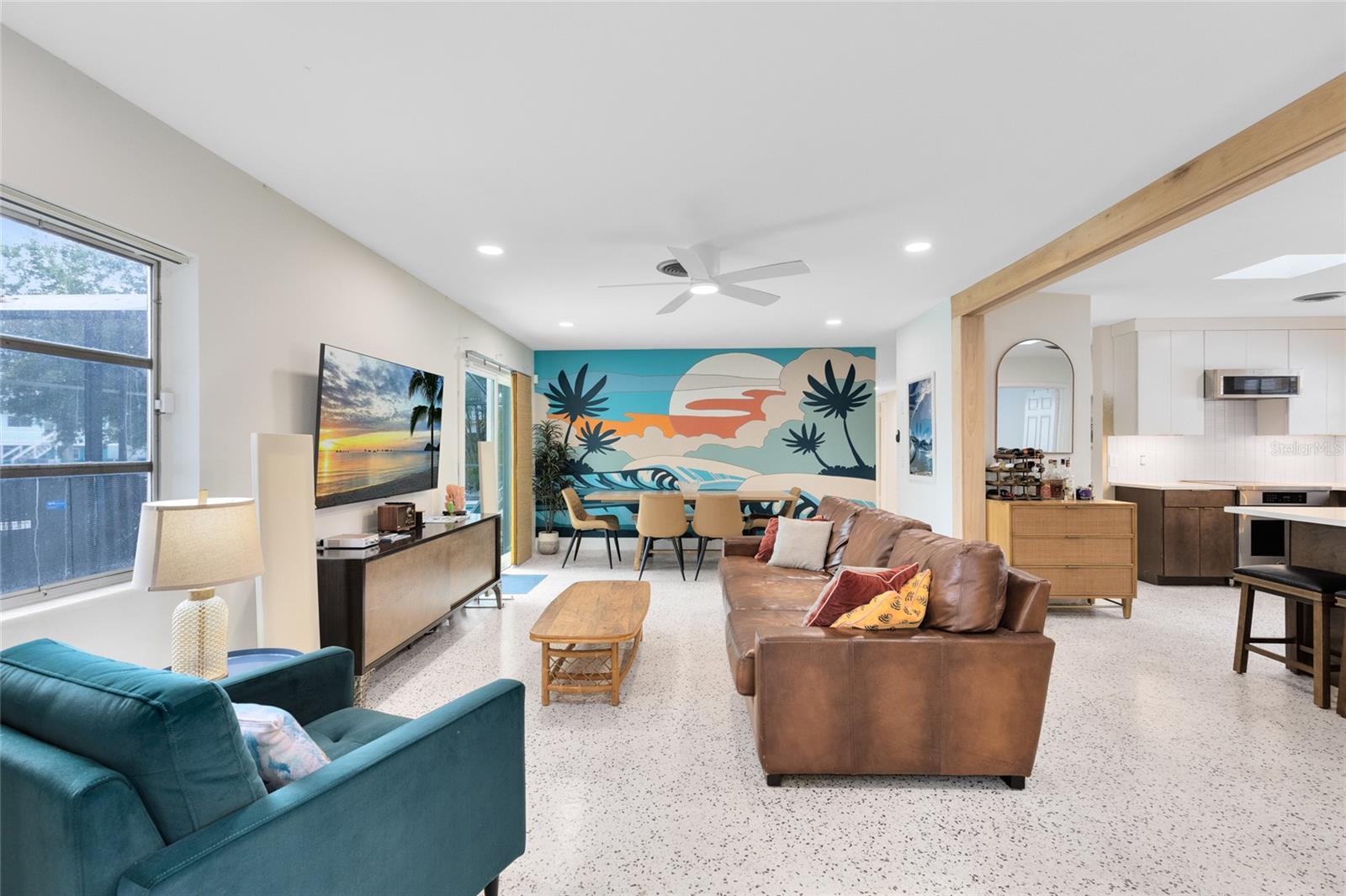 Image 14 of 39 For 2408 Caribbean Court