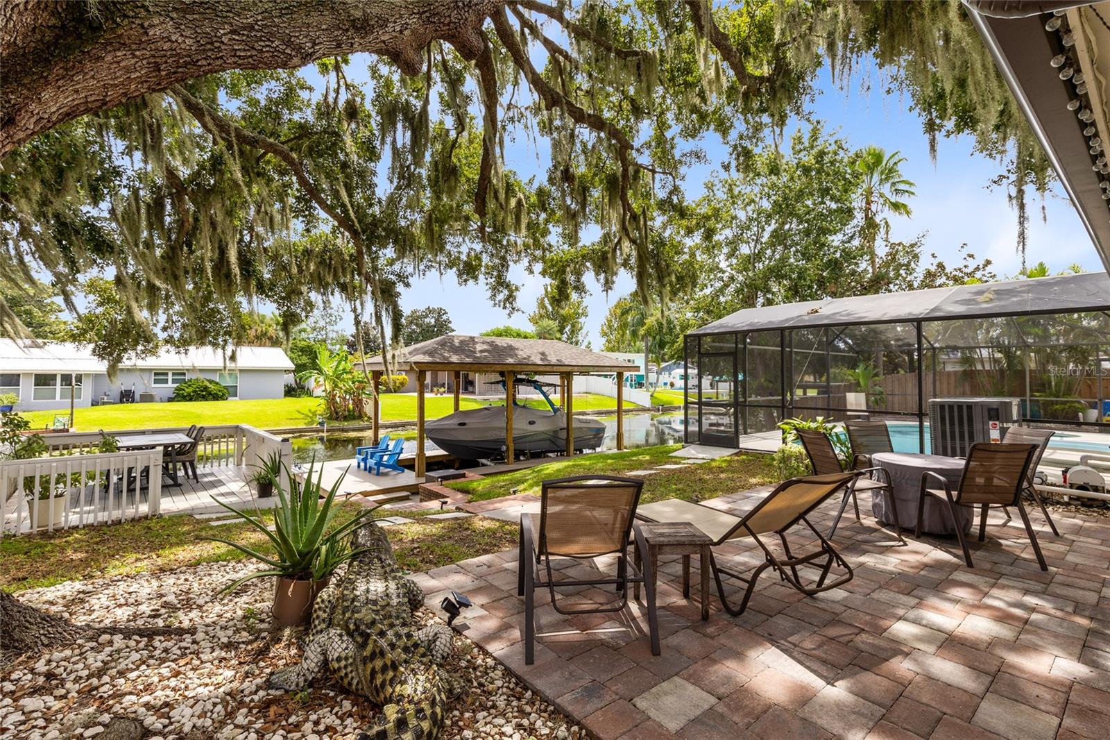 Image 22 of 39 For 2408 Caribbean Court