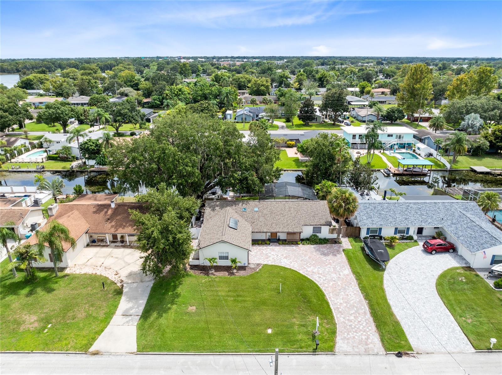 Image 4 of 39 For 2408 Caribbean Court