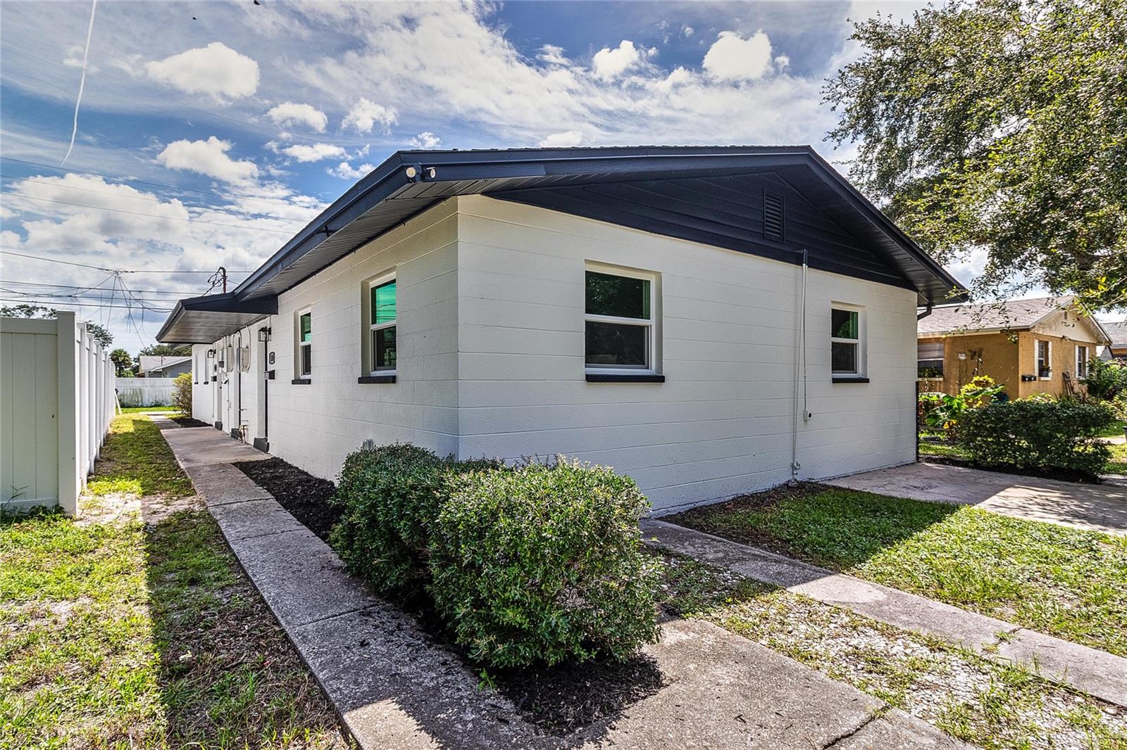 Image 21 of 31 For 510 91st Avenue N