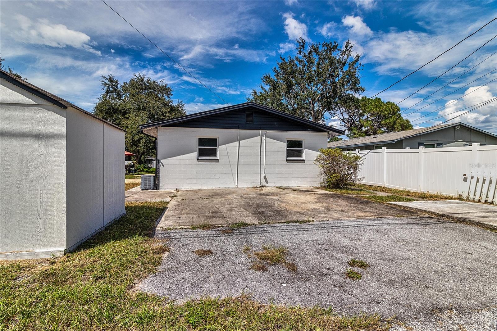 Image 25 of 31 For 510 91st Avenue N