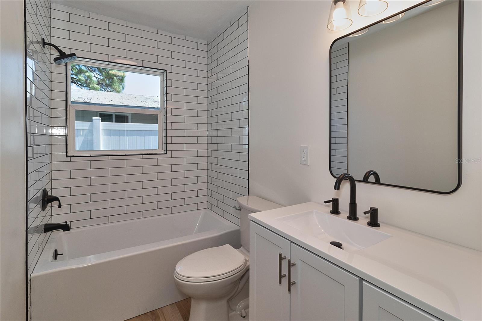 Image 9 of 31 For 510 91st Avenue N
