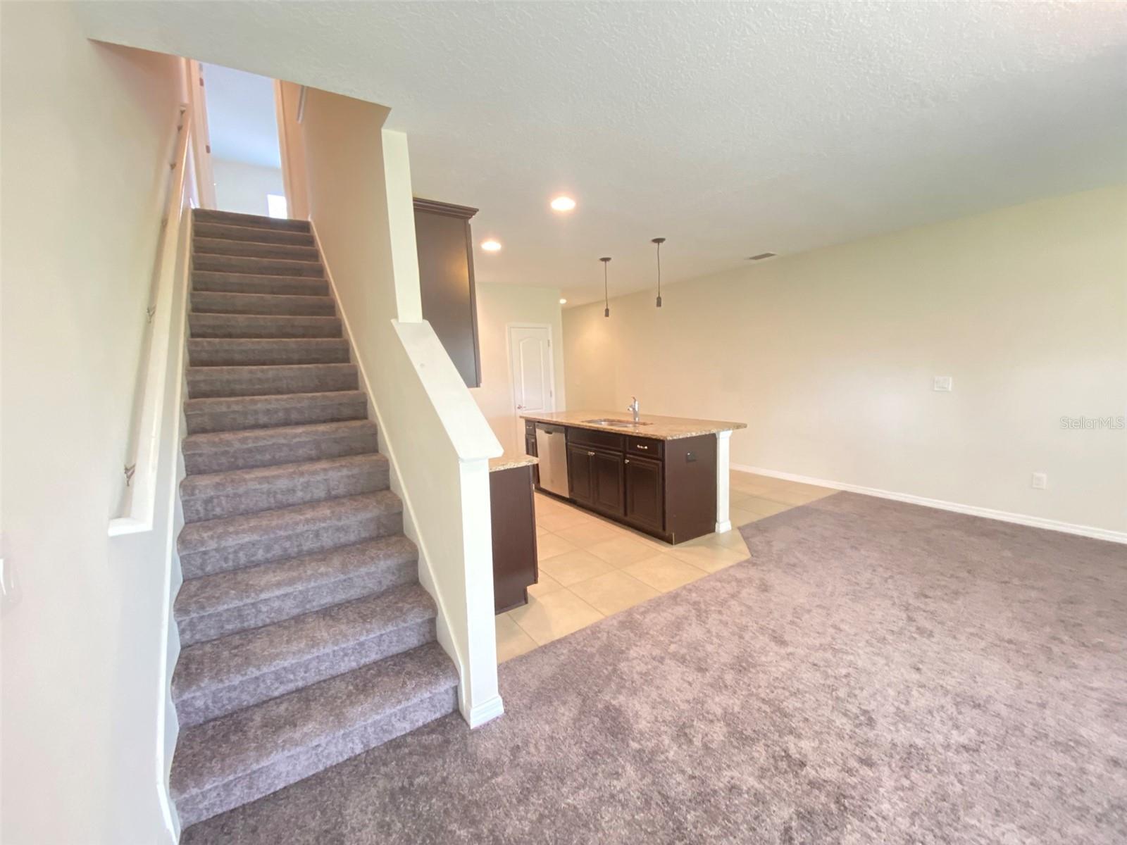 Image 19 of 37 For 600 Northern Way 1001