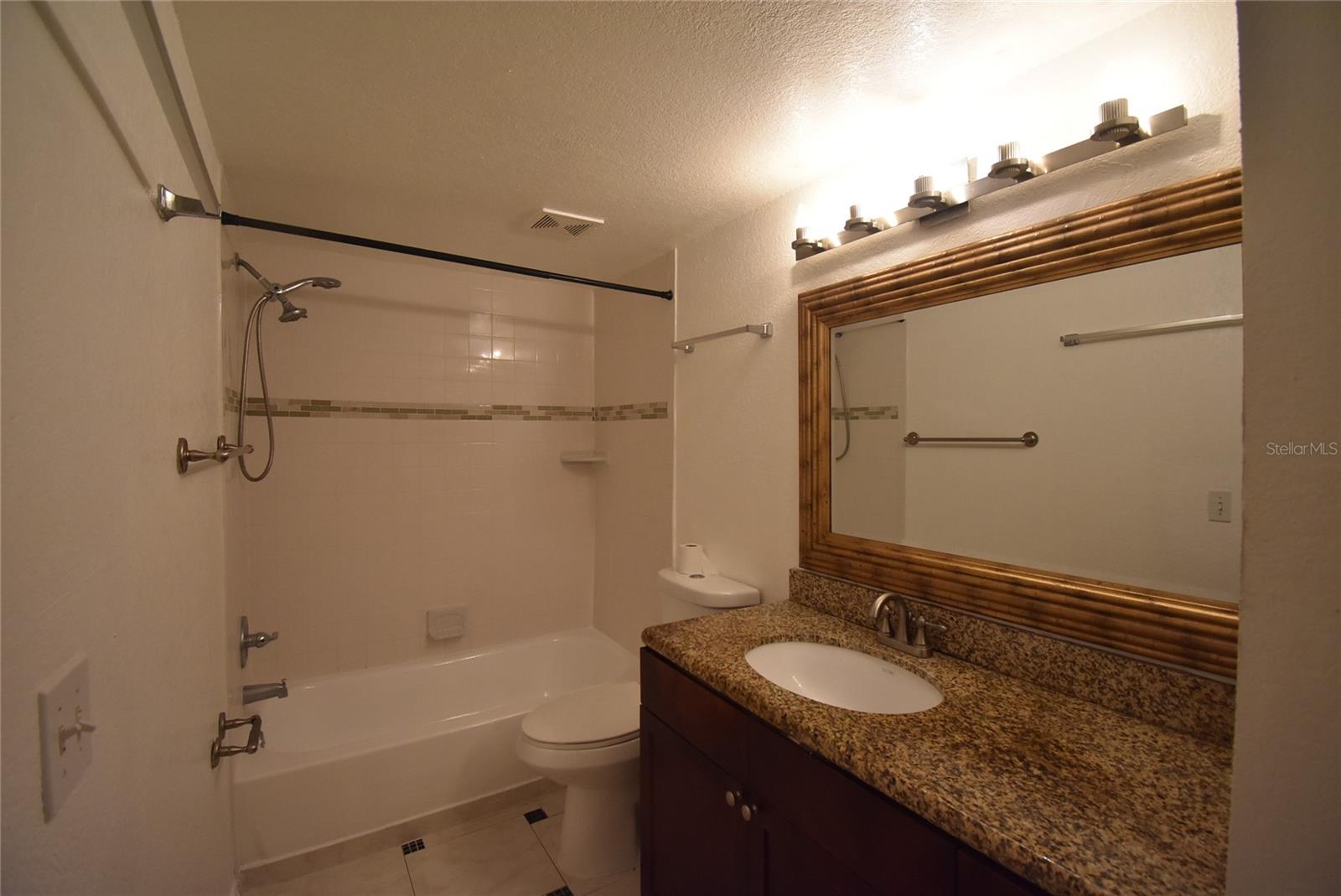 Image 11 of 18 For 5160 Conroy Road 1435