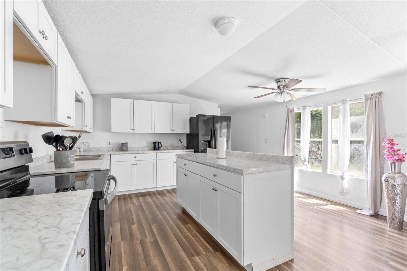 Image 4 of 20 For 10550 120th Street