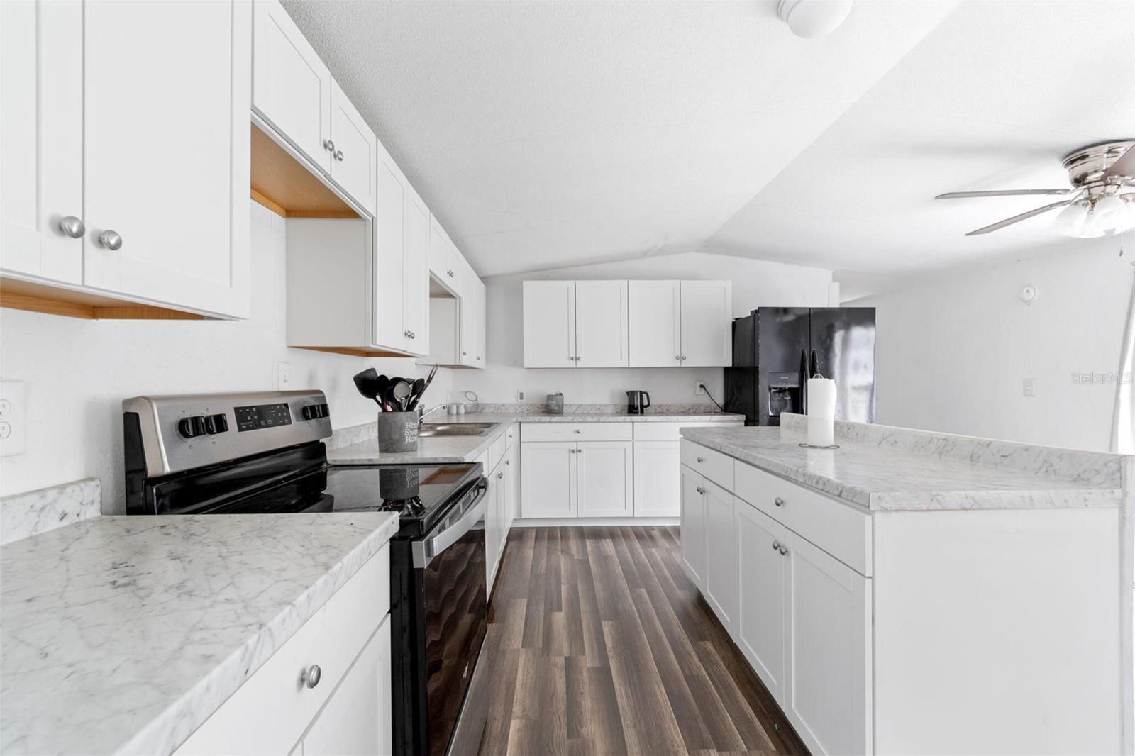 Image 5 of 20 For 10550 120th Street