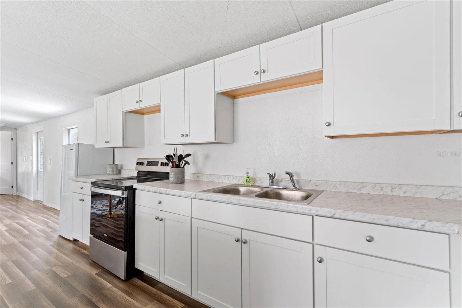 Image 7 of 20 For 10550 120th Street