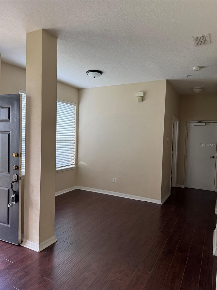 Image 3 of 18 For 2020 San Jacinto Circle 200