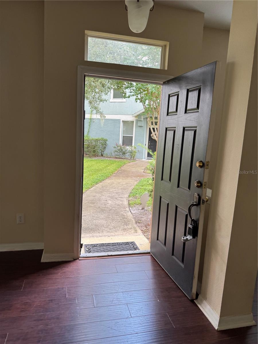 Image 4 of 18 For 2020 San Jacinto Circle 200