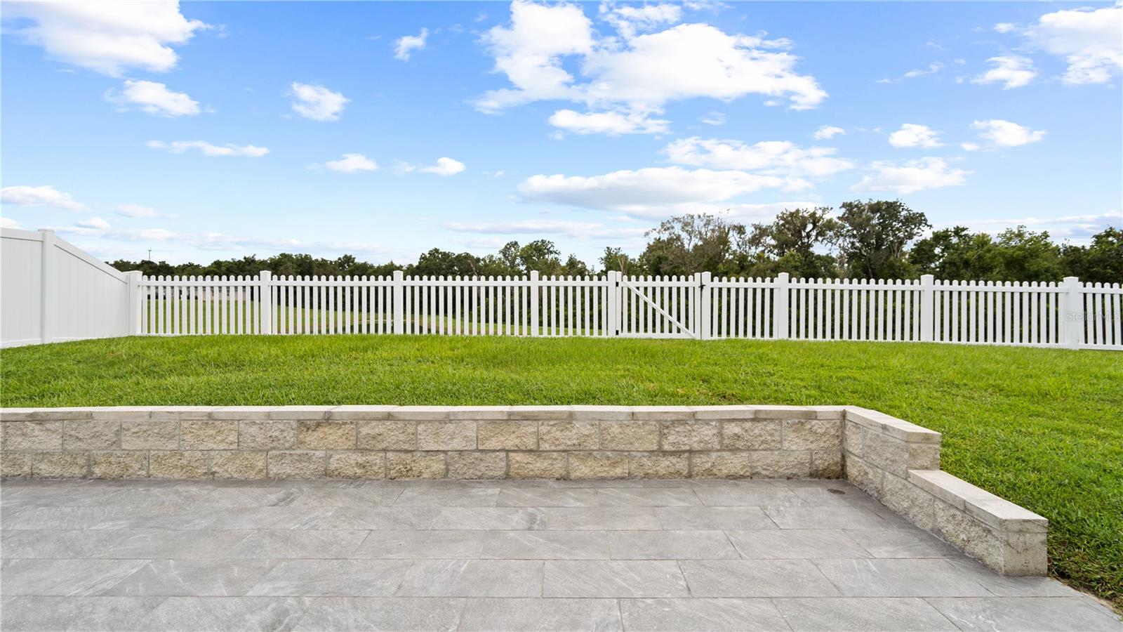 Image 23 of 31 For 7046 Bently Drive