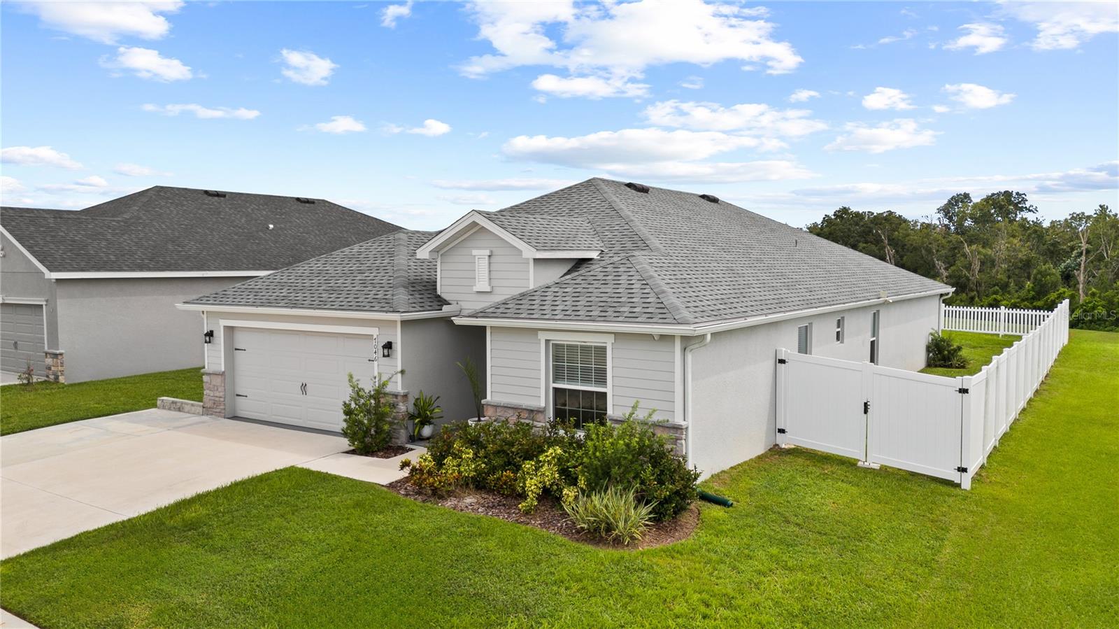 Image 28 of 31 For 7046 Bently Drive