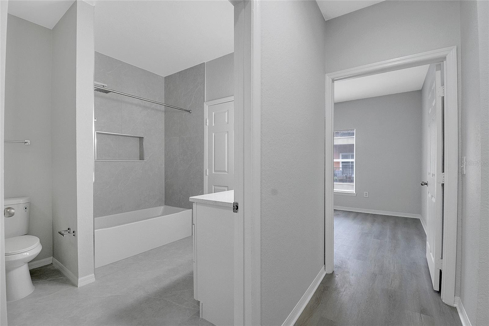 Image 24 of 38 For 6005 Westgate Drive 2224
