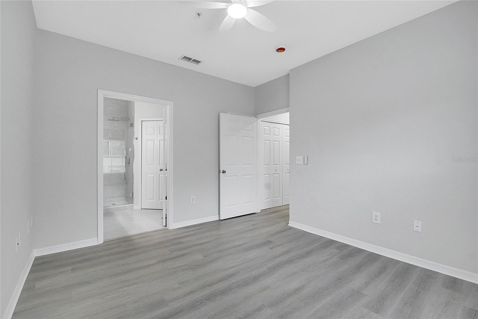 Image 28 of 38 For 6005 Westgate Drive 2224